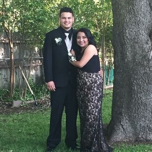 Meet your Posher, Abigail